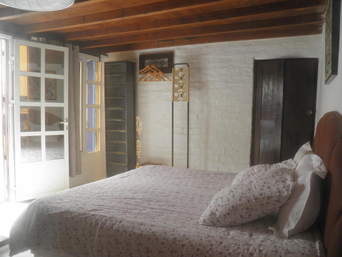 エッサウィラ ラメゾン デス アーティスト Bed & Breakfast エクステリア 写真